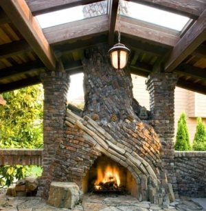 Patio Designs for Outdoor Fireplaces . . . Bricks and Stones!